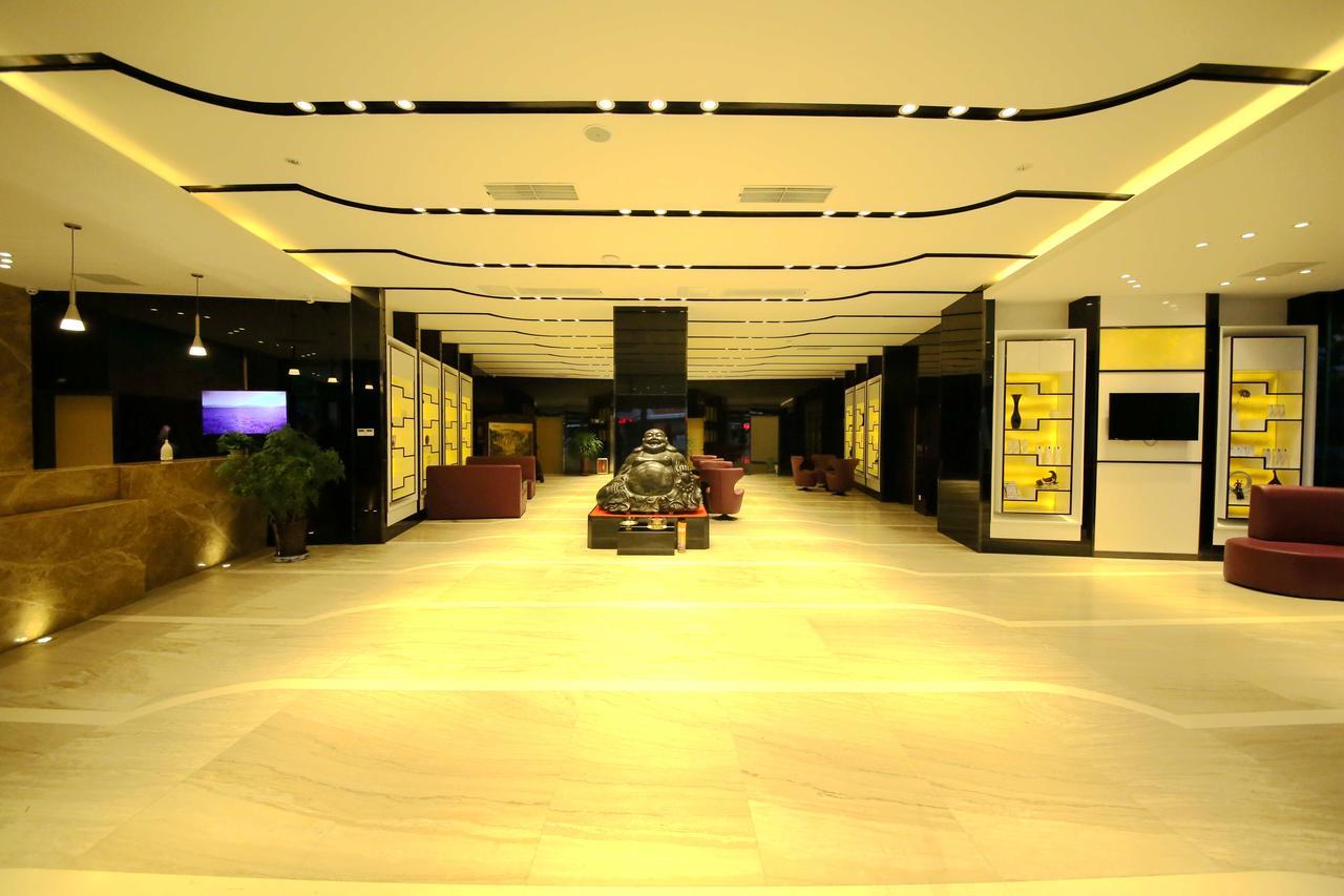 Lavande Hotel Qingdao North Station Shop Exteriér fotografie