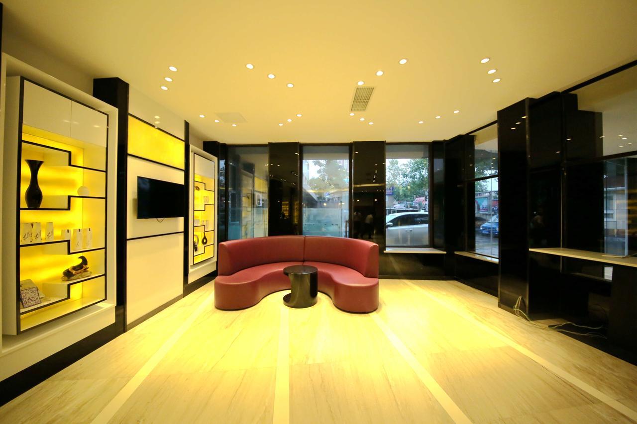 Lavande Hotel Qingdao North Station Shop Exteriér fotografie
